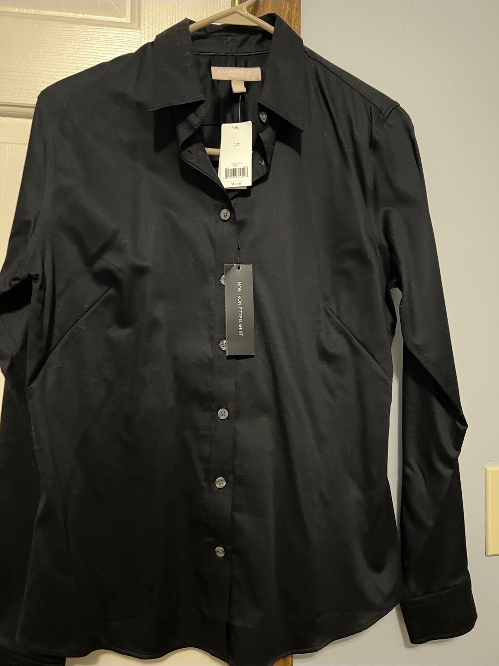 Banana Republic Black Button-Front Women's Shirt - Picture 7 of 14